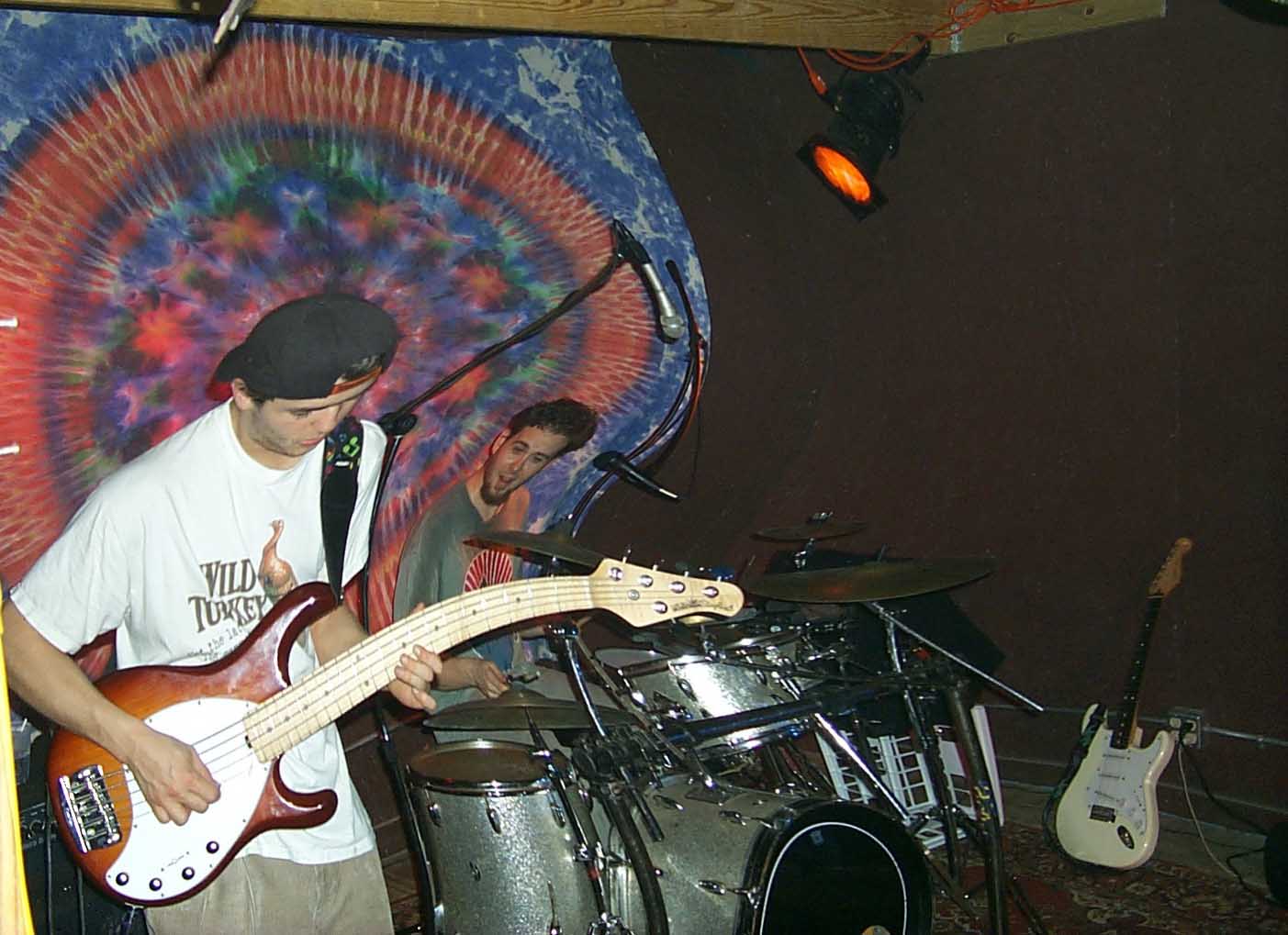 KING HIPPO live performance photo 3